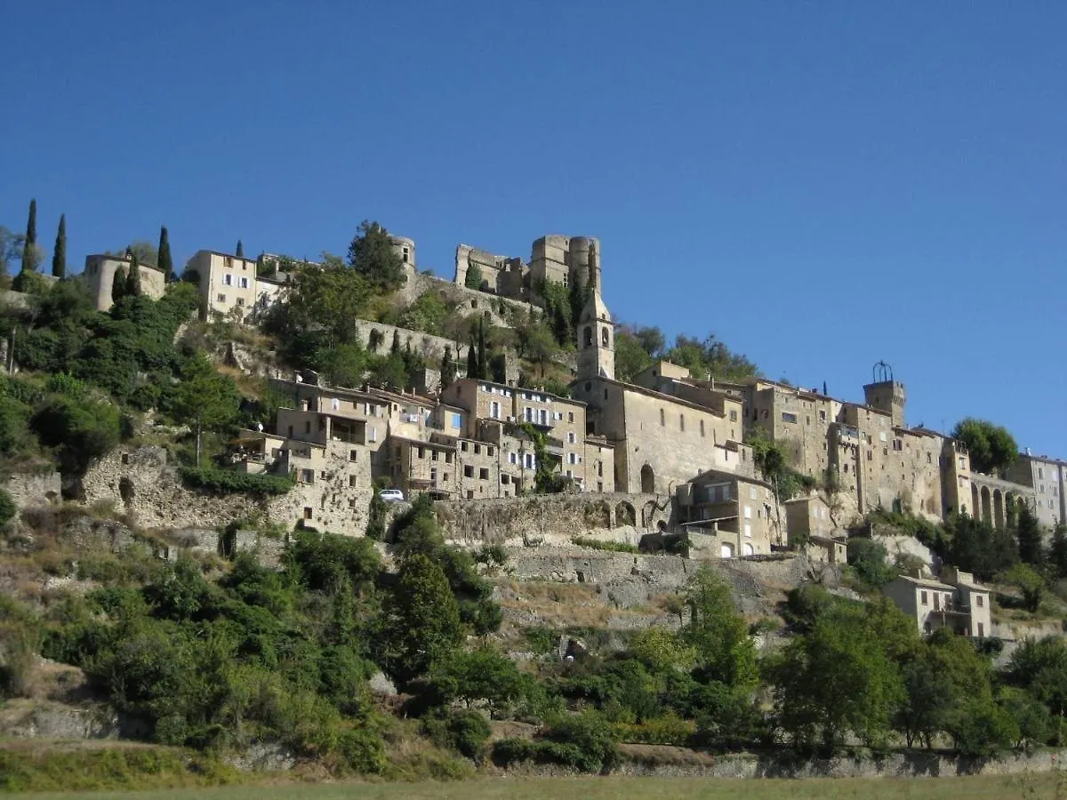 Cosy Flat In A Drome Chateau With Pool Montbrun-les-Bains